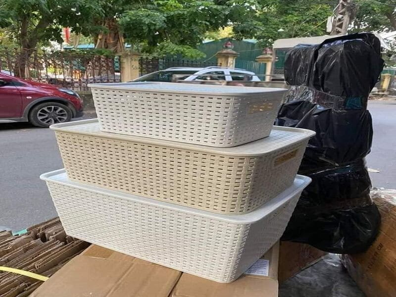 Chọn thùng nhựa hay thùng carton để chuyển nhà? So sánh chi tiết 9 Thùng nhựa chuyển nhà là gì?